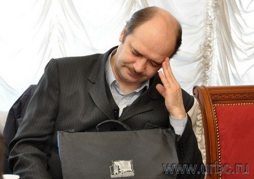  Заместитель гендиректора НПЦ по охране памятников Андрей Григорьев задремал после своего пламенного выступления