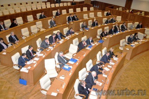 Депутаты Свердловской областной Думы собрались на первое заседание в обновленном составе