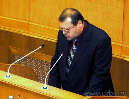 Замминистра природных ресурсов Свердловской области Александр Еремин предлагает депутатам не углубляться в юридические дебри