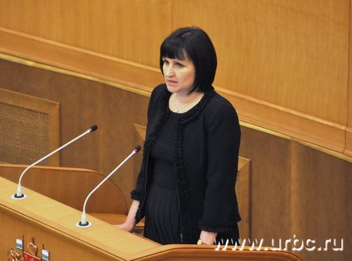 Марина Обрубова пообещала депутатам стараться изо всех сил