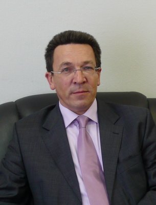 Член Совета директоров, управляющий филиалом банка «Монетный дом»  в г. Екатеринбурге  Олег Меркурьев