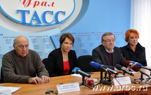 Слева направо: Георгий Франгулян, Татьяна Юмашева, Владимир Шевченко, Татьяна Самойлова