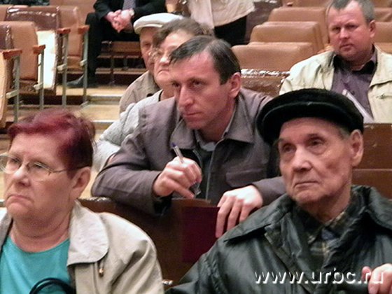 Жители Октябрьского района с интересом выслушали выступающих