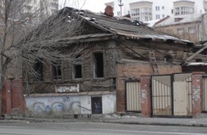 Старая постройка по улице Куйбышева