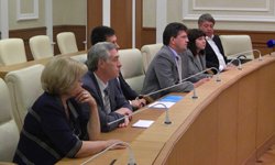 Конец безвластия: свердловских депутатов познакомили с кандидатами в министры