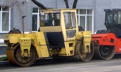 Поздно и мало: Екатеринбург теряет время для ремонта дорог из-за недофинансирования из бюджета Свердловской области