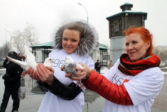 Интернет-магазин «E96.ru» провел флешмоб в честь Международного дня птиц