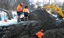 Никто не остался без дела: в ситуацию с аварией водовода в Сухом Логу вовлечены десятки ведомств и предприятий Свердловской области