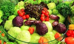 Будьте здоровы: специалисты призывают не приобретать свежие овощи и фрукты в ларьках