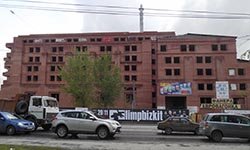 Долгострой «Екатеринбург-Дели»: перспективы «кирпичной пирамиды»