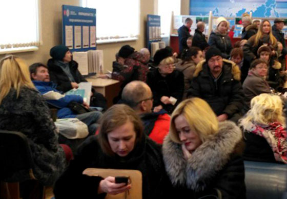Жители Екатеринбурга жалуются на очереди в отделениях налоговой инспекции