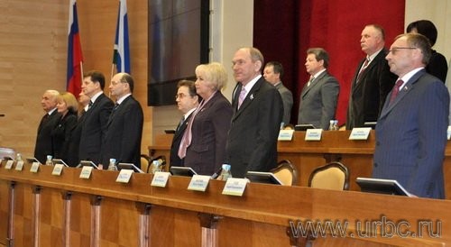 Приветствовать новых свердловских парламентариев пришли представители исполнительной власти и полпредства Президента на Урале