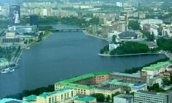 Екатеринбургу приказано расти вверх