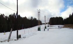 Ни снега, ни тепла: горнолыжные комплексы продолжают нести убытки. Фотография предоставлена сайтом http://www.pilnaya.ru