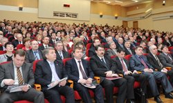 Свердловских министров могут вытеснить из бизнеса. Фотография предоставлена сайтом http://amisharin.ru