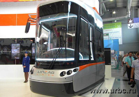 Так выглядит кабина нового низкопольного трамвая Flexity 2