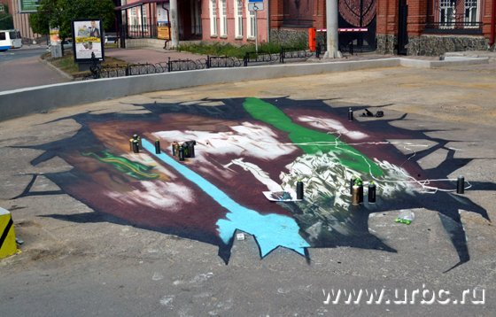 Первое в столице Урала 3D-граффити в процессе рисования