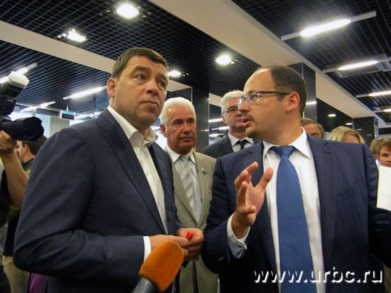 Губернатор несколько удивился, услышав, что Евгений Чудновский называет Кольцово региональным аэропортом