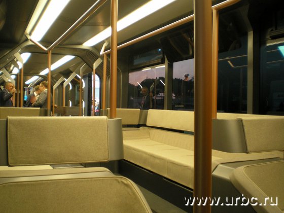 Вместимость нового трамвая составляет от 190 до 270 человек