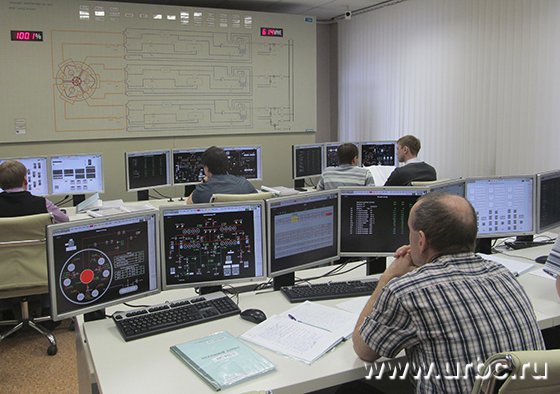 Персонал энергоблока №3 Белоярской АЭС отработал на тренажере действия в нештатных ситуациях