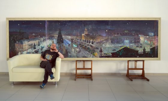 Перед входом в ТЦ «Пассаж» повесили пятиметровую картину с панорамой Екатеринбурга