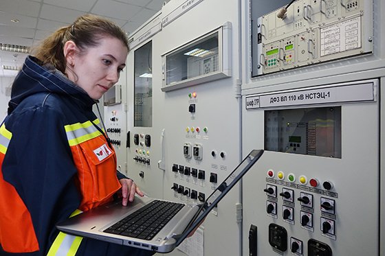 Доля женщин-энергетиков на предприятиях МЭС Урала превышает 10%