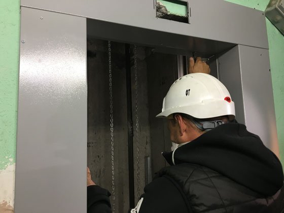 В 2021 году на замену лифтов в жилых домах Екатеринбурга выделят около 320 млн рублей