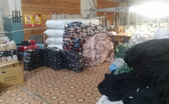 В Артемовском сотрудники МВД и ФСБ выявили подпольный цех по пошиву контрафактной одежды
