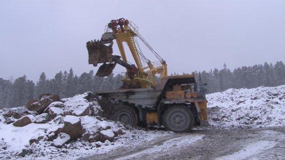 ЕВРАЗ КГОК взорвал первый рудный блок на Собственно-Качканарском месторождении