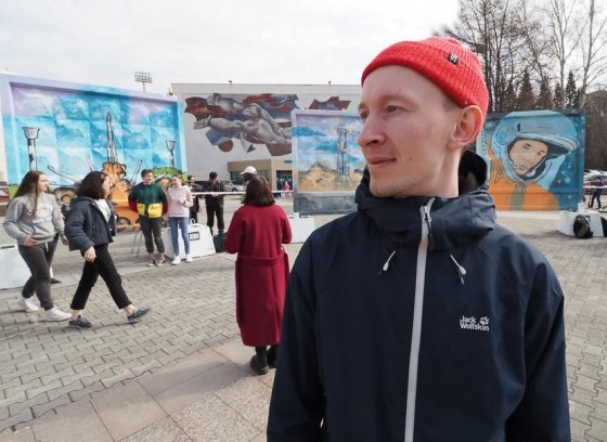 «Атомстройкомплекс» запустил бронирование квартир в ЖК Discovery открытием космического стрит-арт-объекта в Екатеринбурге