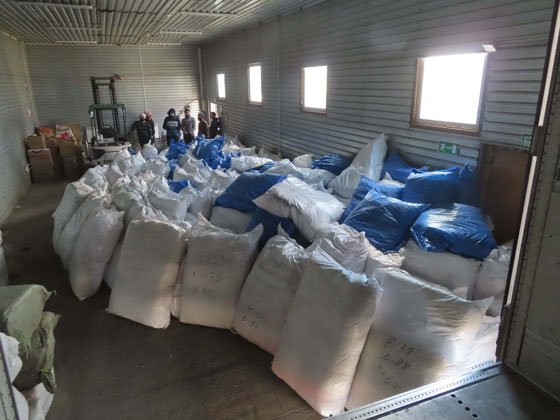 Челябинская таможня не допустила ввоз в Екатеринбург 9,5 тонны контрафактного белья и носков
