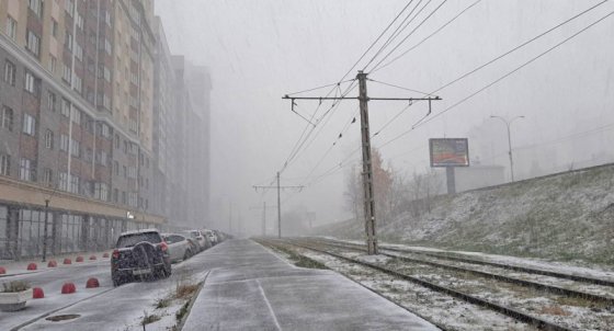 В конце рабочей недели в Екатеринбурге ожидаются мокрый снег и гололед