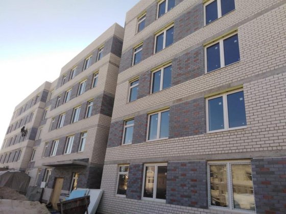 «Атомстройкомплекс» летом достроит в Верхней Синячихе дом с квартирами для детей-сирот