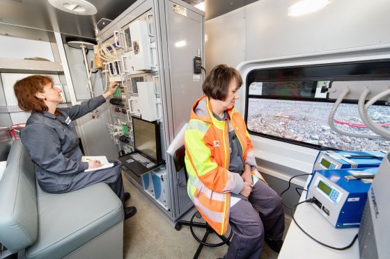 ЕВРАЗ НТМК запустил автоматизированную передвижную лабораторию для контроля состояния воздуха