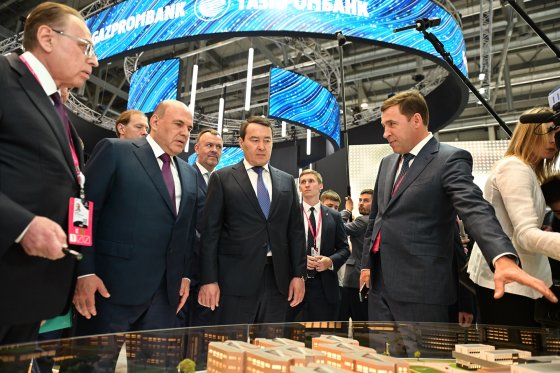 Свердловский губернатор Евгений Куйвашев представил главам правительств России и Казахстана перспективные разработки на «Иннопроме»