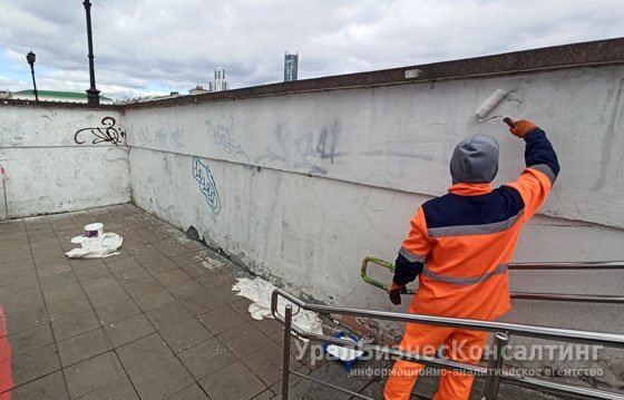 Глава Екатеринбурга Алексей Орлов представил программу мероприятий по борьбе с вандализмом в городе