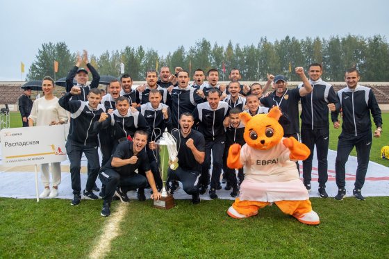 В Качканаре прошел IX корпоративный турнир по футболу за кубок ЕВРАЗа