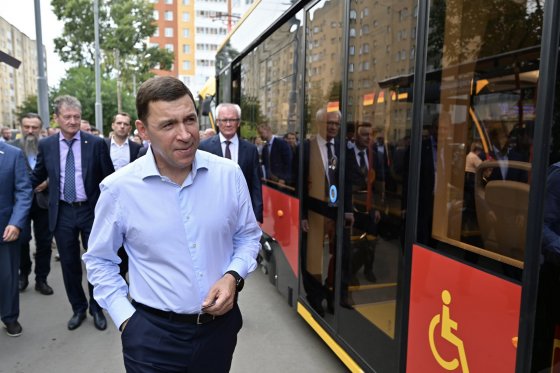 Свердловский губернатор открыл первый в России междугородный трамвайный маршрут между Екатеринбургом и Верхней Пышмой