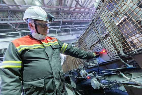 ЕВРАЗ внедряет цифровые проекты для повышения безопасности на шахте «Шерегешская»