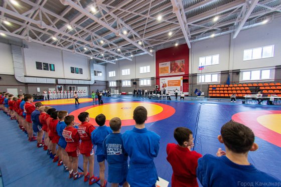 ЕВРАЗ вложил 500 тыс. рублей в проведение первого Всероссийского турнира по самбо в Качканаре