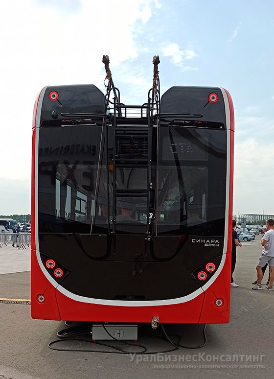 На улицы Екатеринбурга выйдет троллейбус с автономным ходом от уральского производителя