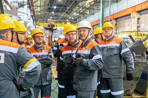 Межзаводскую ремонтную школу ЕВРАЗ НТМК посетило 50 специалистов металлургических предприятий России
