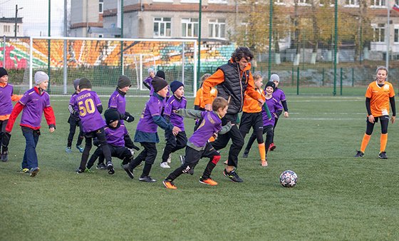 Детские команды по мини-футболу состязались во Втором всероссийском турнире ЕВРАЗа «Стальная воля»