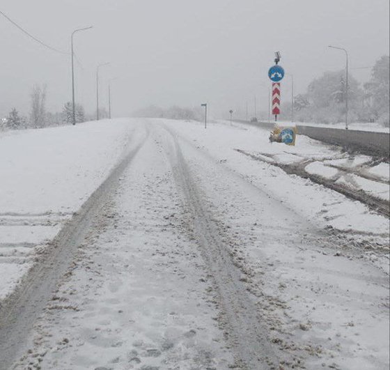 Участок трассы Екатеринбург — Тюмень возле Белоярского временно закрыли из-за снегопада