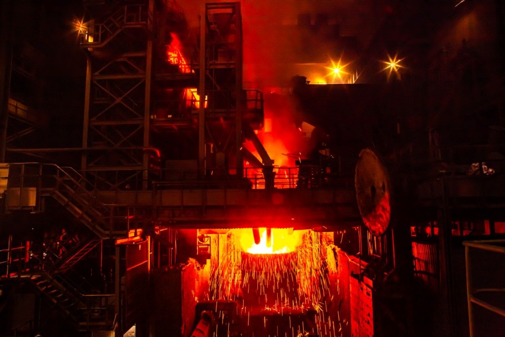 ПНТЗ в год 13-летия электросталеплавильного цеха выпустил 13-миллионную тонну стали