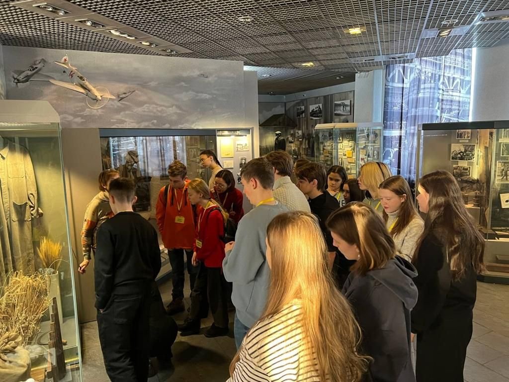 В Екатеринбурге школьники посетят музеи и памятные военно-исторические места в рамках программы «Дороги Победы»