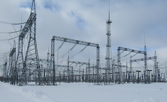 Специалисты «Россети» — МЭС Урала приступили к плановому ремонту выключателей в Тюменской области