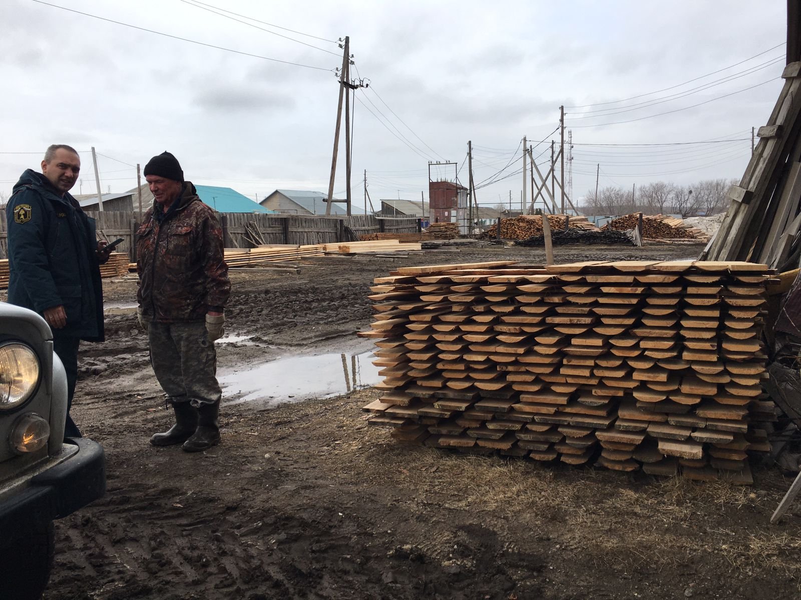 В Свердловской области в преддверии пожароопасного сезона начались обследования лесоперерабатывающих предприятий