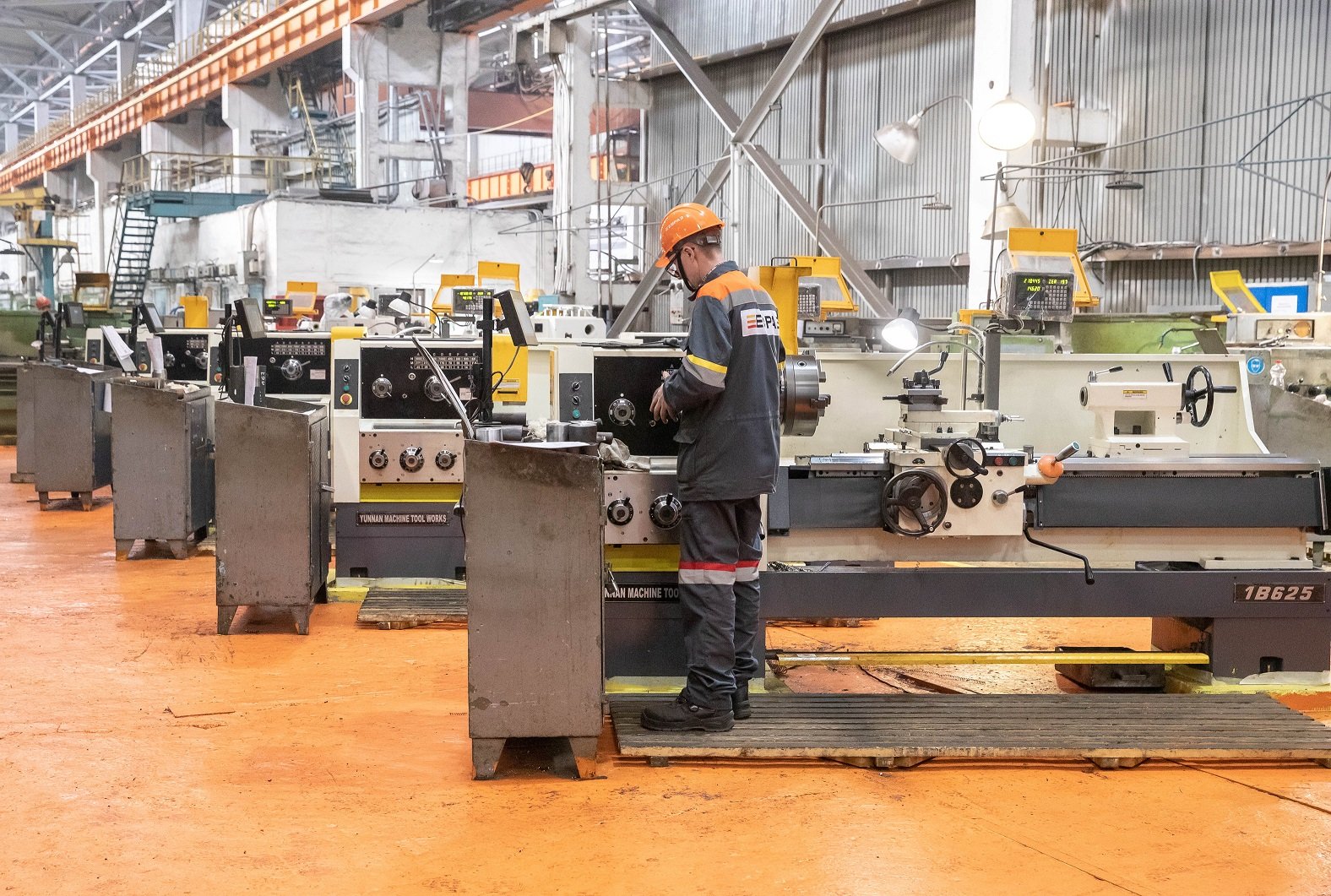 ЕВРАЗ НТМК инвестировал в приобретение автоматизированных токарно-винторезных станков более 30 млн рублей