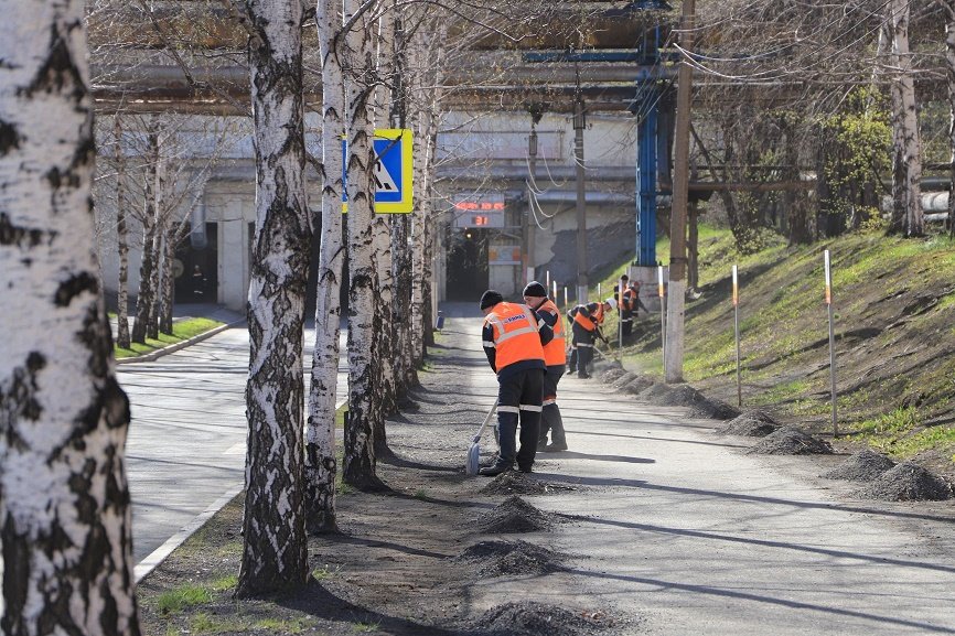 На субботники в Нижнем Тагиле и Качканаре вышло более 2,5 тыс. сотрудников ЕВРАЗ НТМК и ЕВРАЗ КГОК